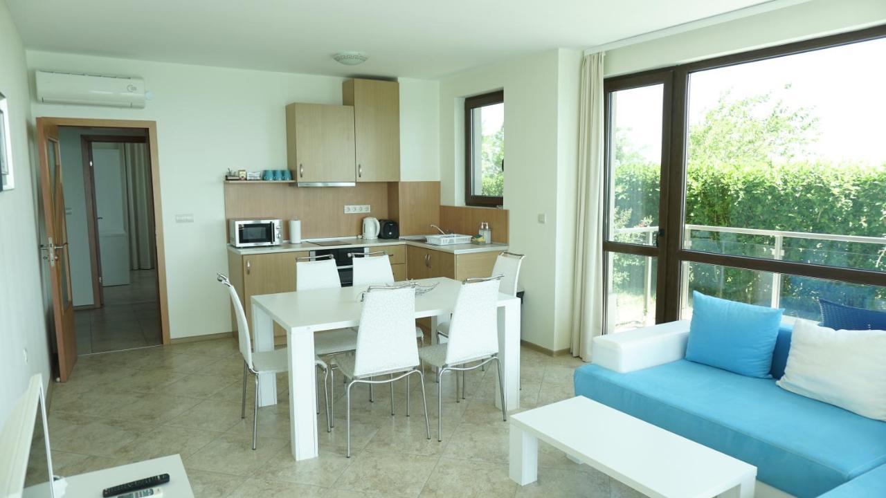אפרטהוטל קברנה Calithea Complex מראה חיצוני תמונה