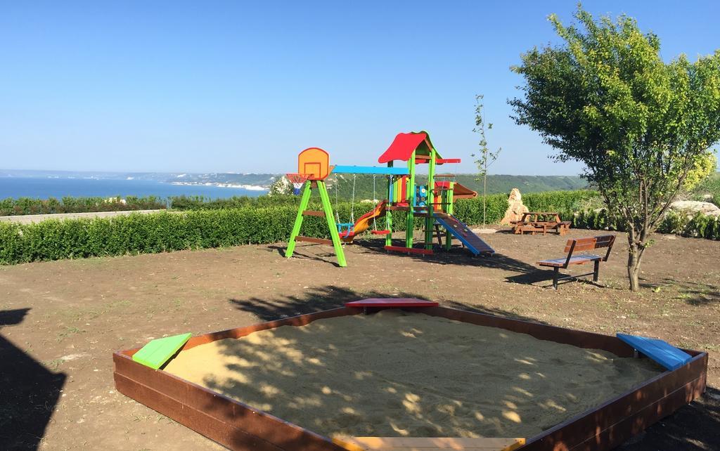 אפרטהוטל קברנה Calithea Complex מראה חיצוני תמונה