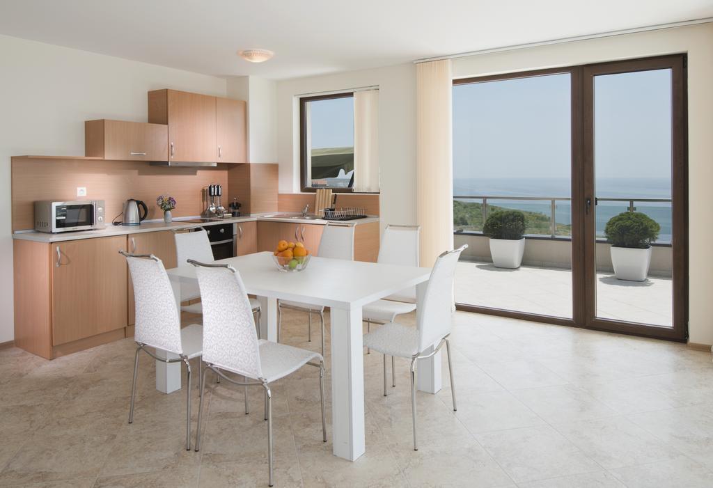 אפרטהוטל קברנה Calithea Complex חדר תמונה
