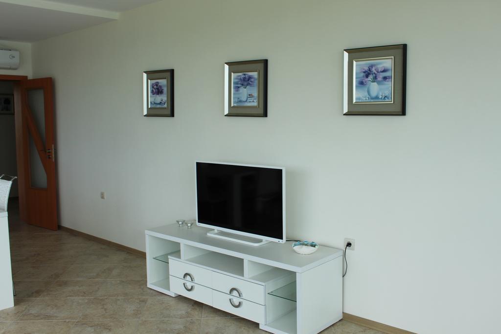 אפרטהוטל קברנה Calithea Complex מראה חיצוני תמונה