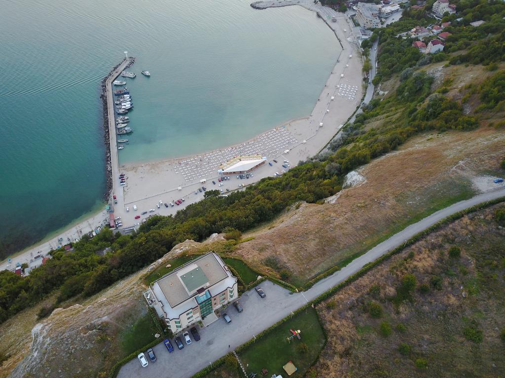 אפרטהוטל קברנה Calithea Complex מראה חיצוני תמונה